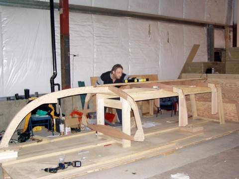 Checking that the keel is going to be level.